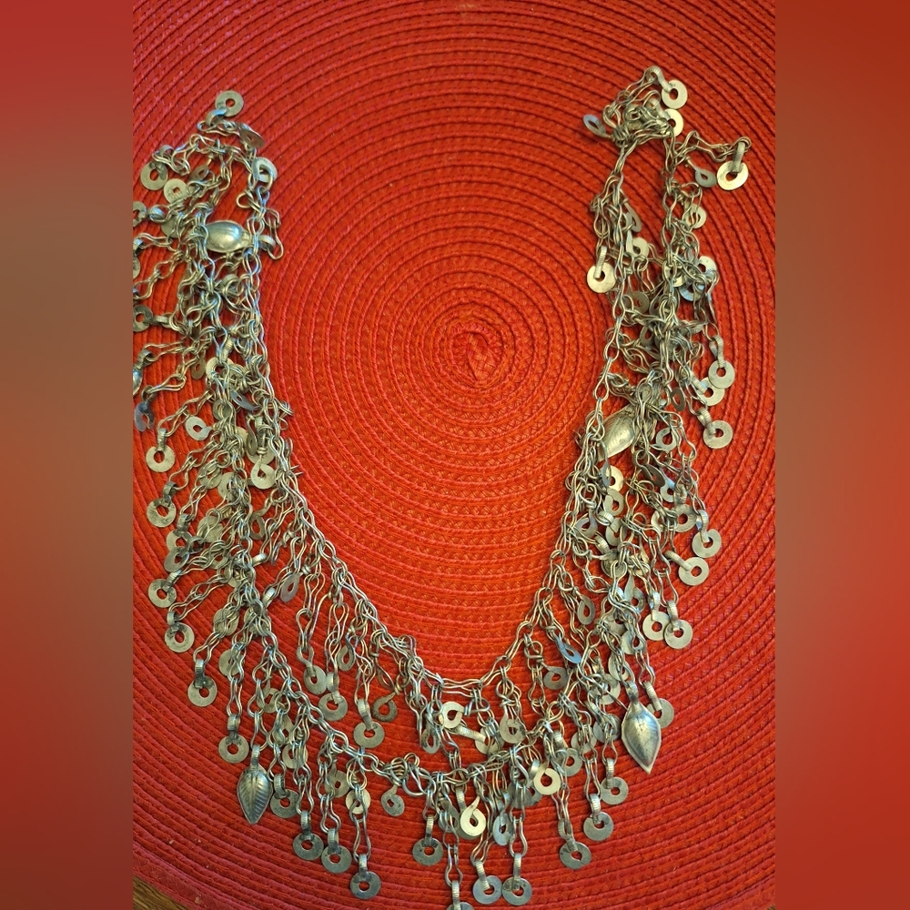 Tribal necklace- vintage